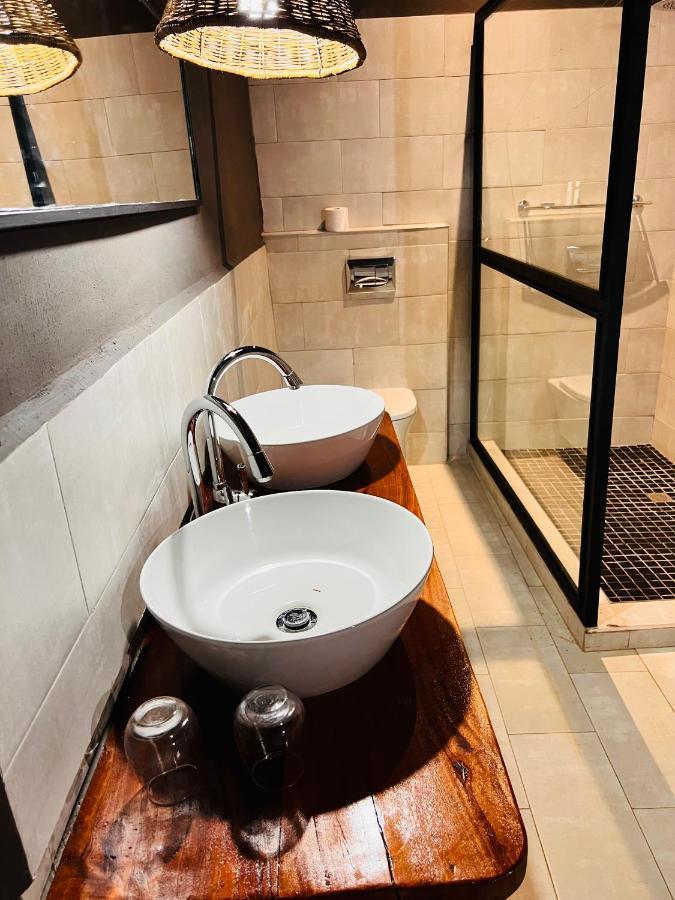 The Shed Venue & Boutique Hotel Lilongwe Exteriör bild
