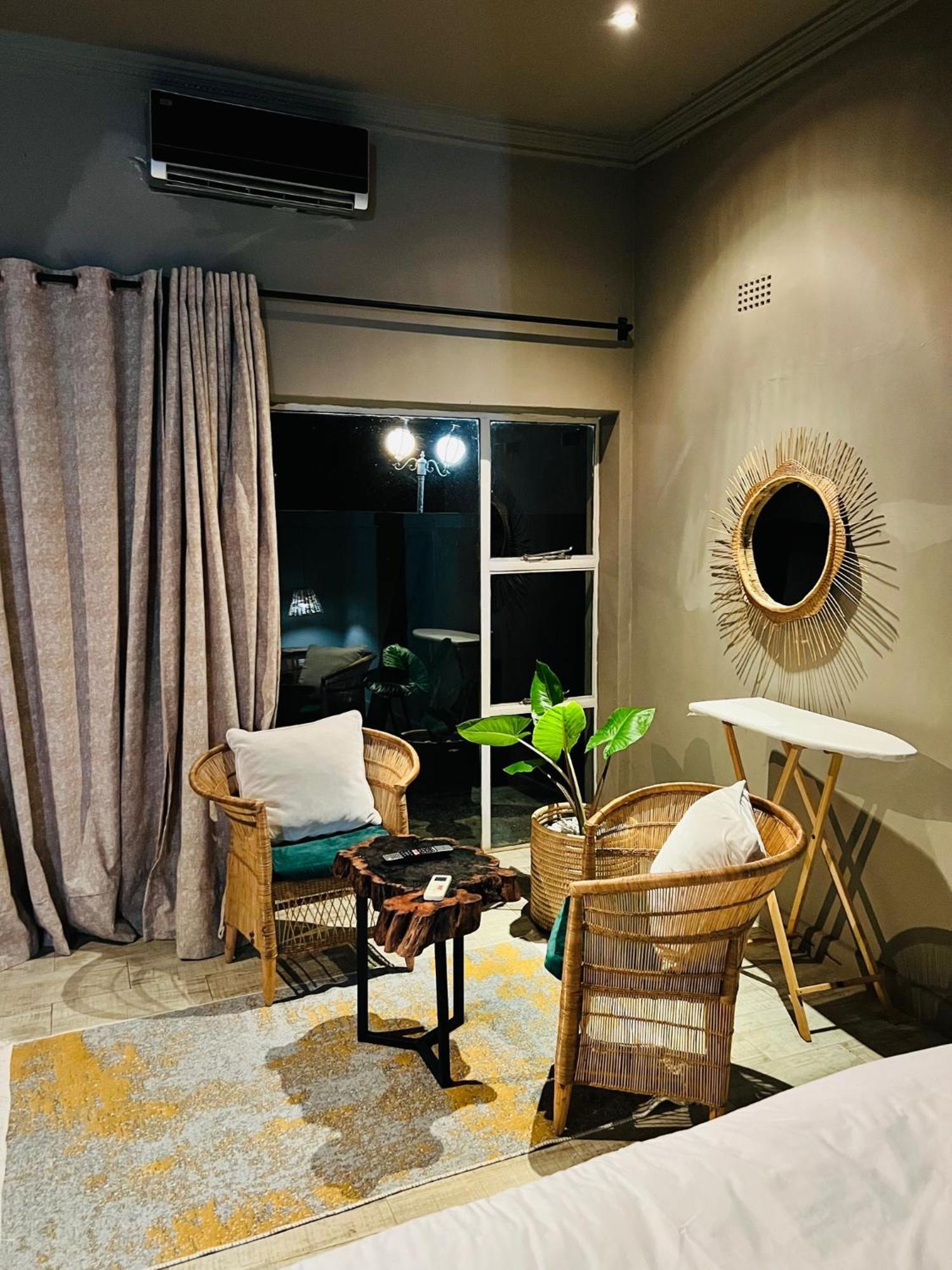 The Shed Venue & Boutique Hotel Lilongwe Exteriör bild