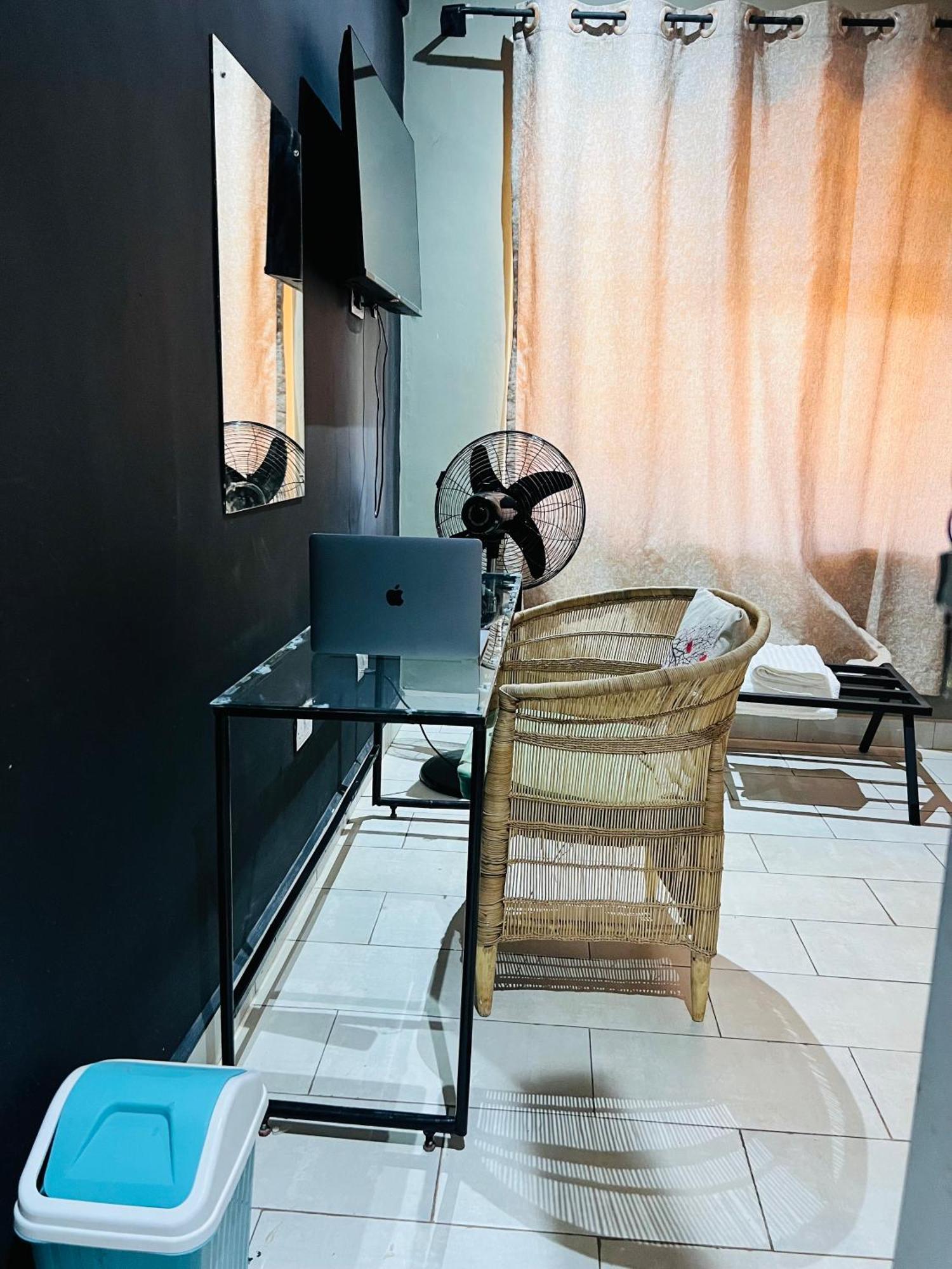 The Shed Venue & Boutique Hotel Lilongwe Exteriör bild