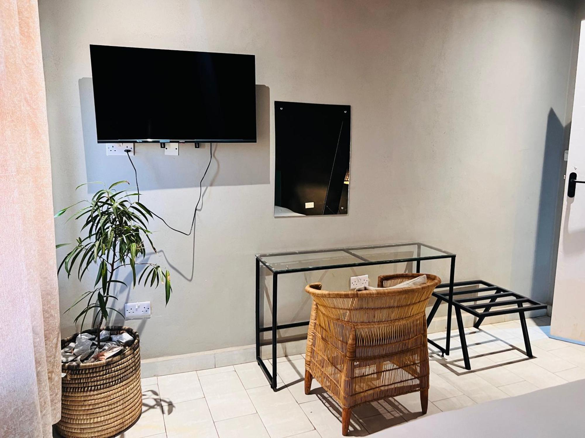 The Shed Venue & Boutique Hotel Lilongwe Exteriör bild