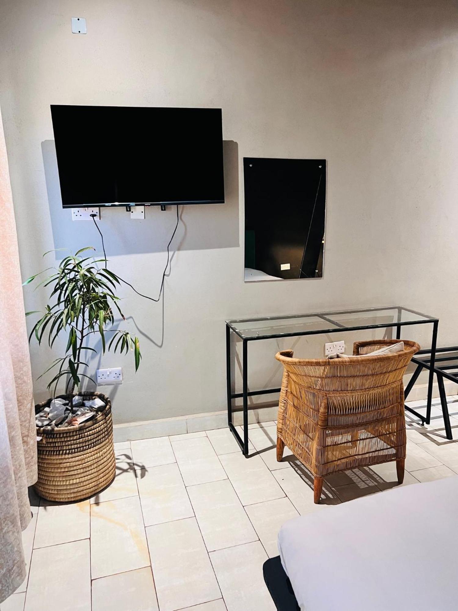 The Shed Venue & Boutique Hotel Lilongwe Exteriör bild